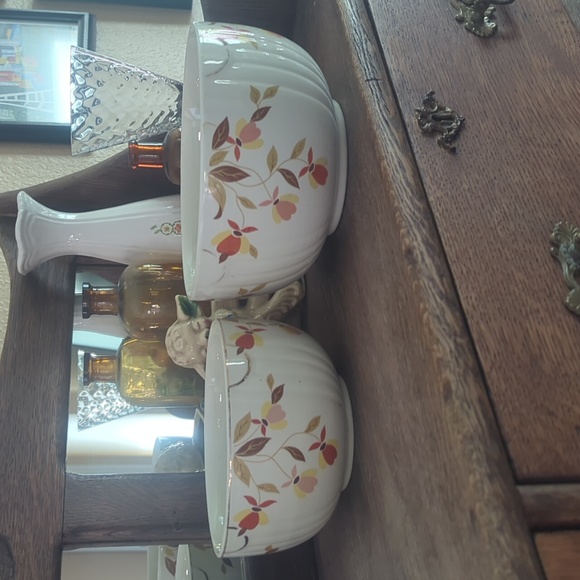 Vntg Hall Jewel Tea Autumn Leaf - Two Mixing/Serving Bowls - Picture 2 of 11